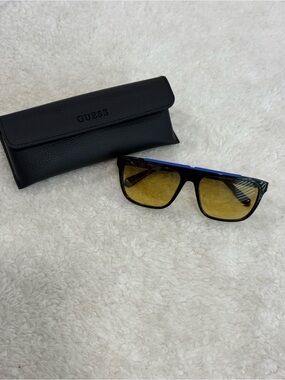 GUESS Black Frames with Yellow Lenses and Blue Top Bar aviator sunglasses